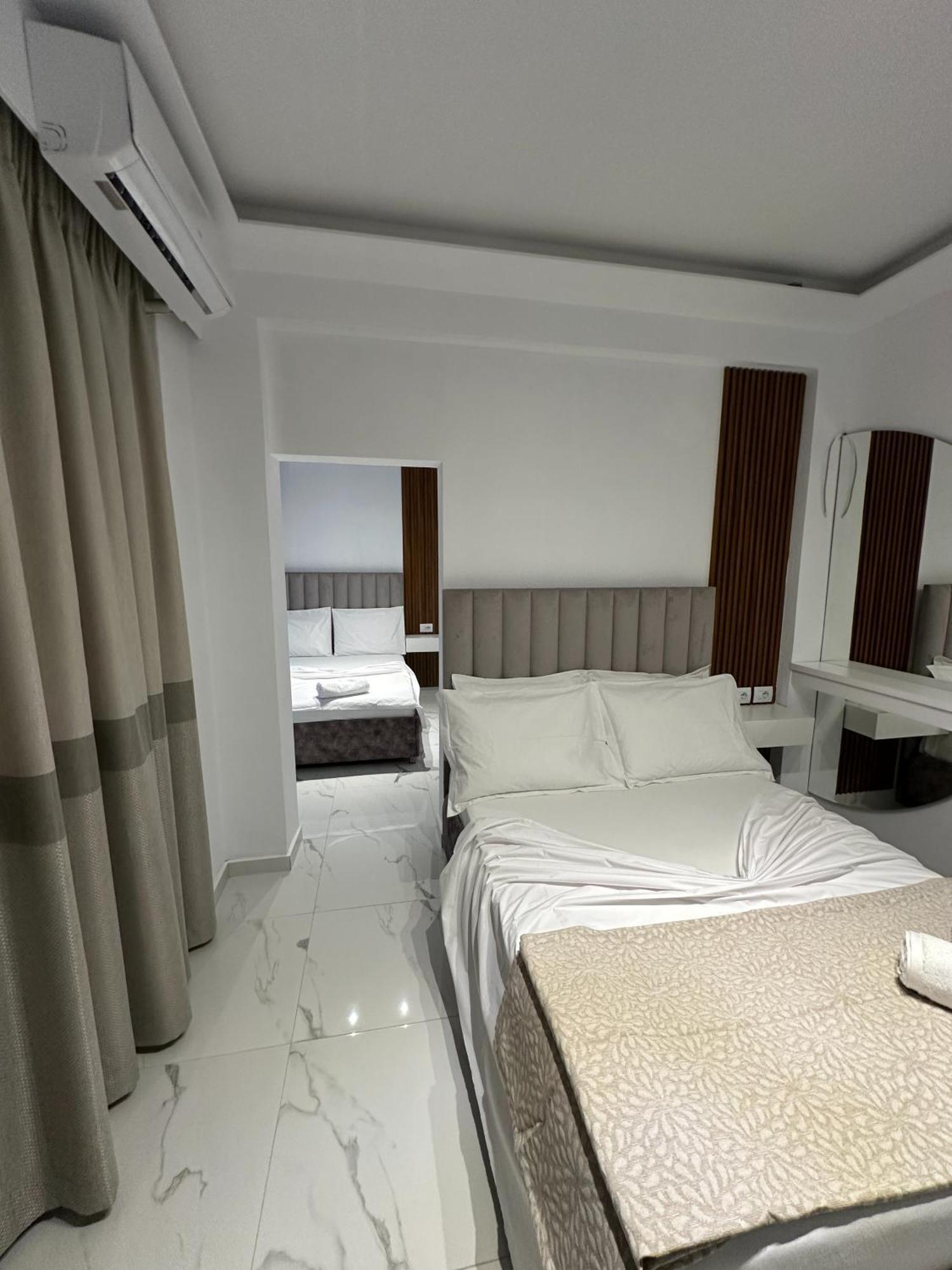 Hotel Elisabet Sarande Luaran gambar